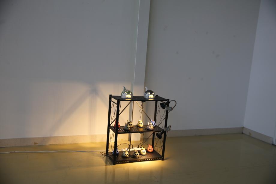 가을에 여행을 떠나고 조각작품 전시전을 볼 수 있는 리각미술관